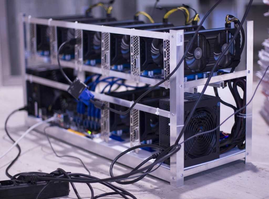cryptocurrency mining phone